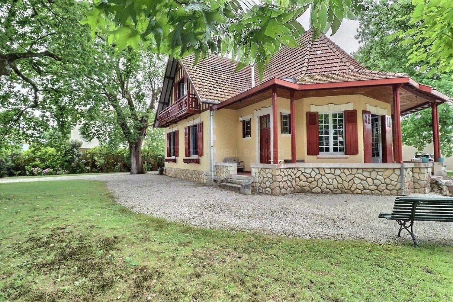 Villa de 1930 avec parc arboré - Andernos-les-Bains Centre ville