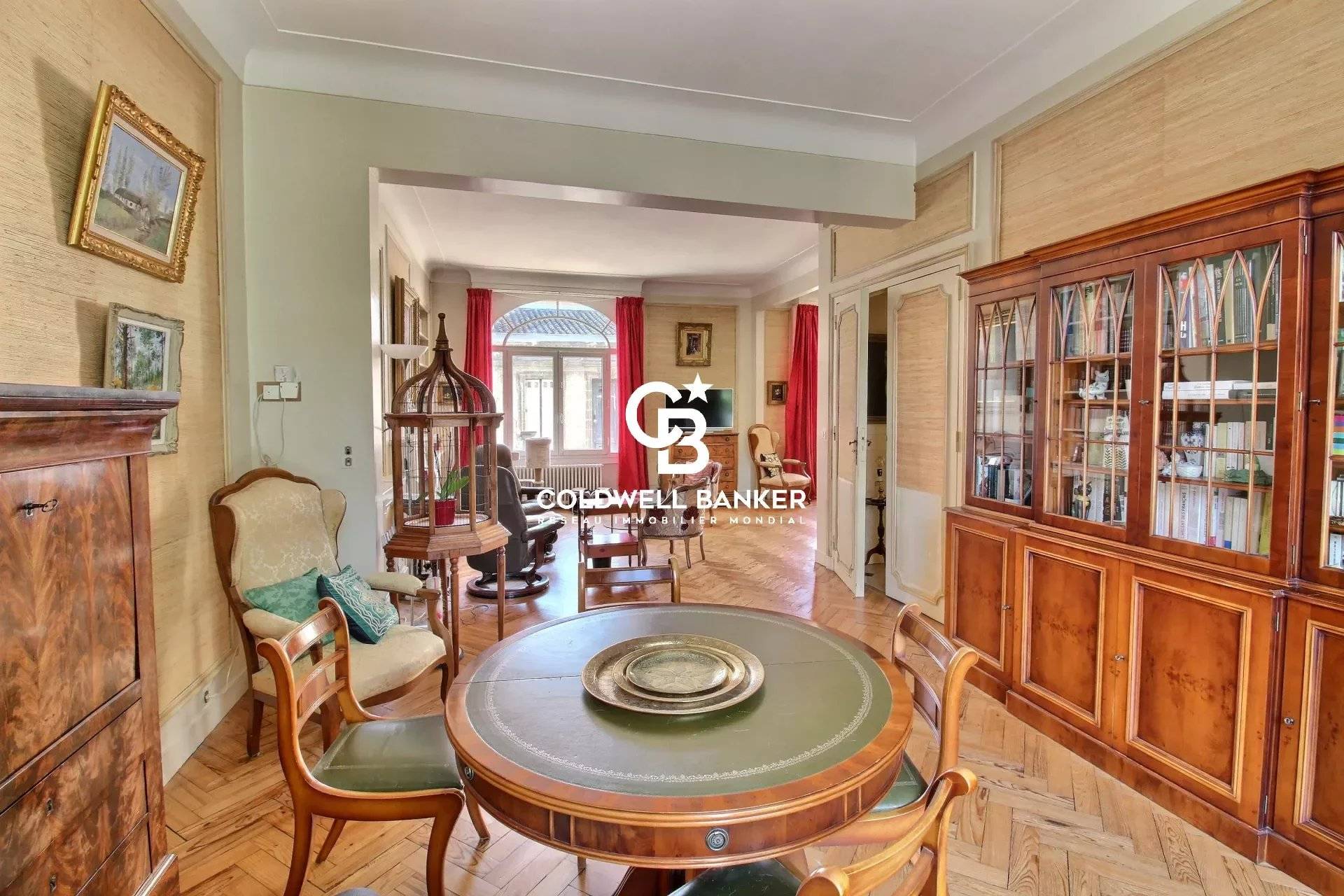 Maison style art déco avec jardin et garage quartier des Chartrons Bordeaux