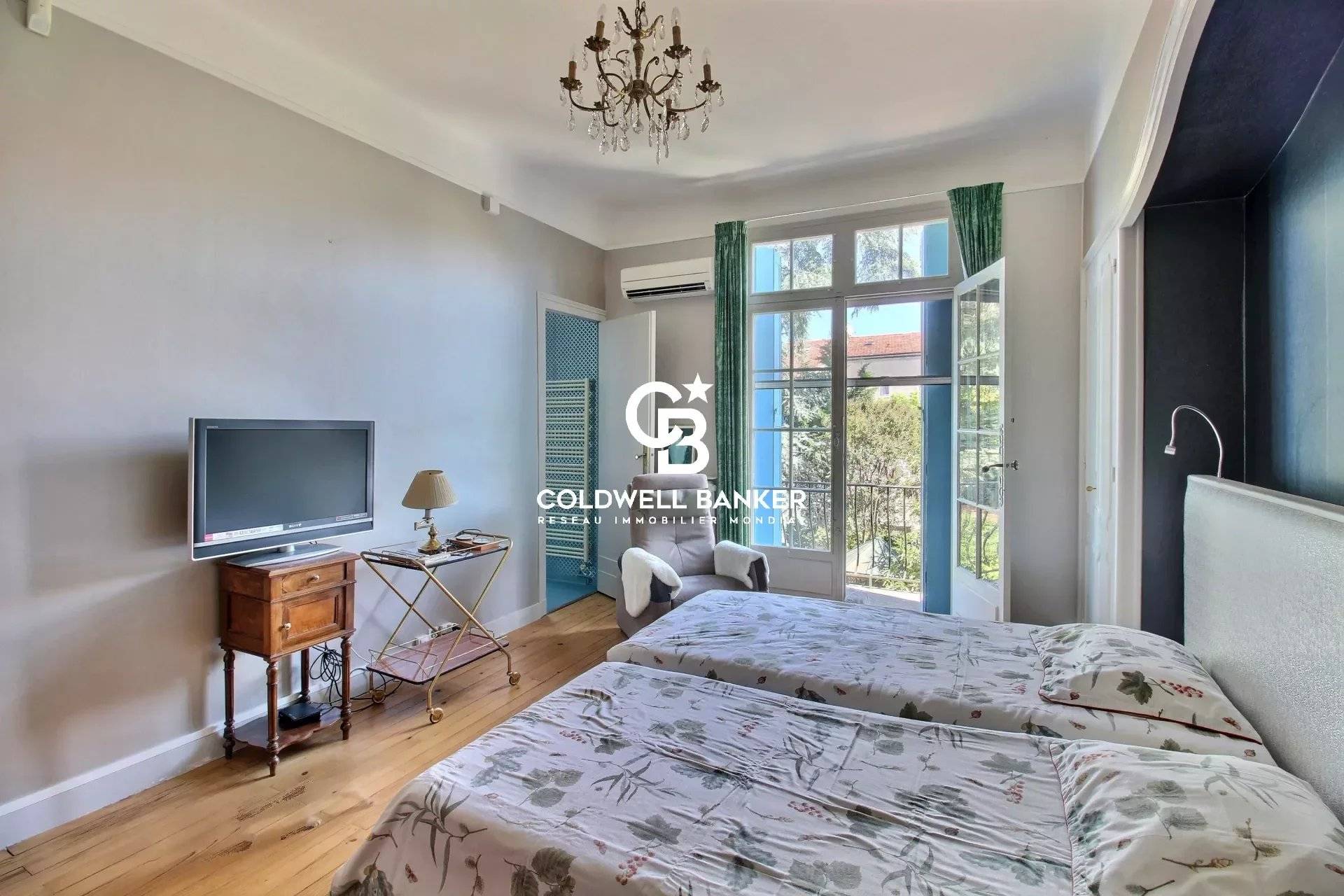 Maison style art déco avec jardin et garage quartier des Chartrons Bordeaux