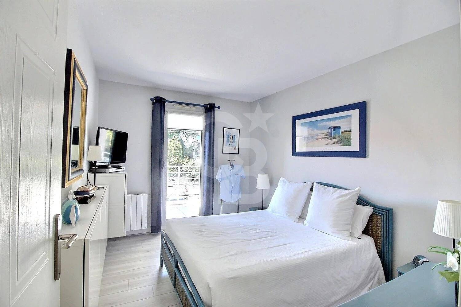 achat Appartement d'exception avec terrasse places de parking et aperçu bassin à ARCACHON