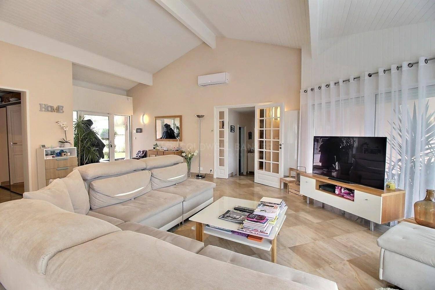 Recherche grande villa d'architecte avec piscine LA TESTE-DE-BUCH