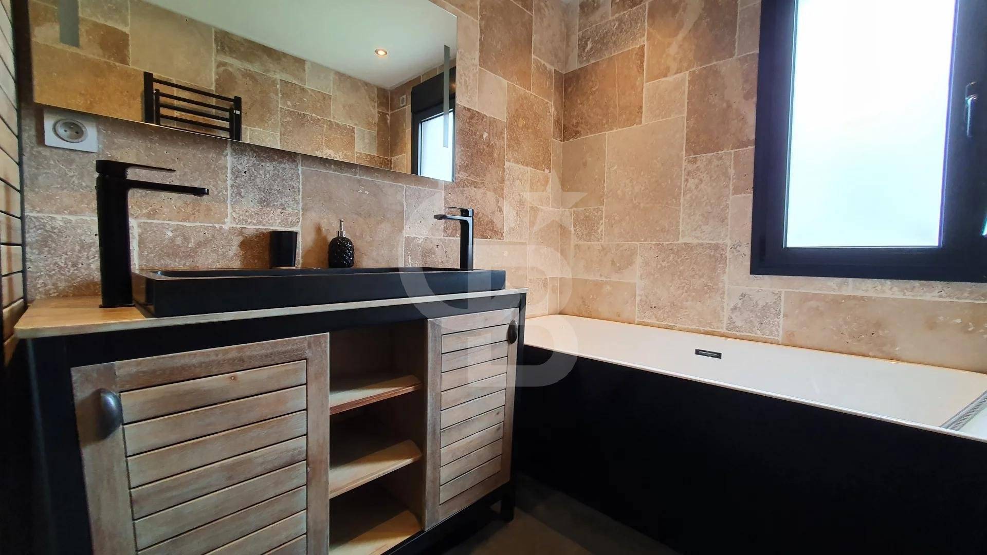 Acheter villa en bois esprit bassin avec piscine ARÈS