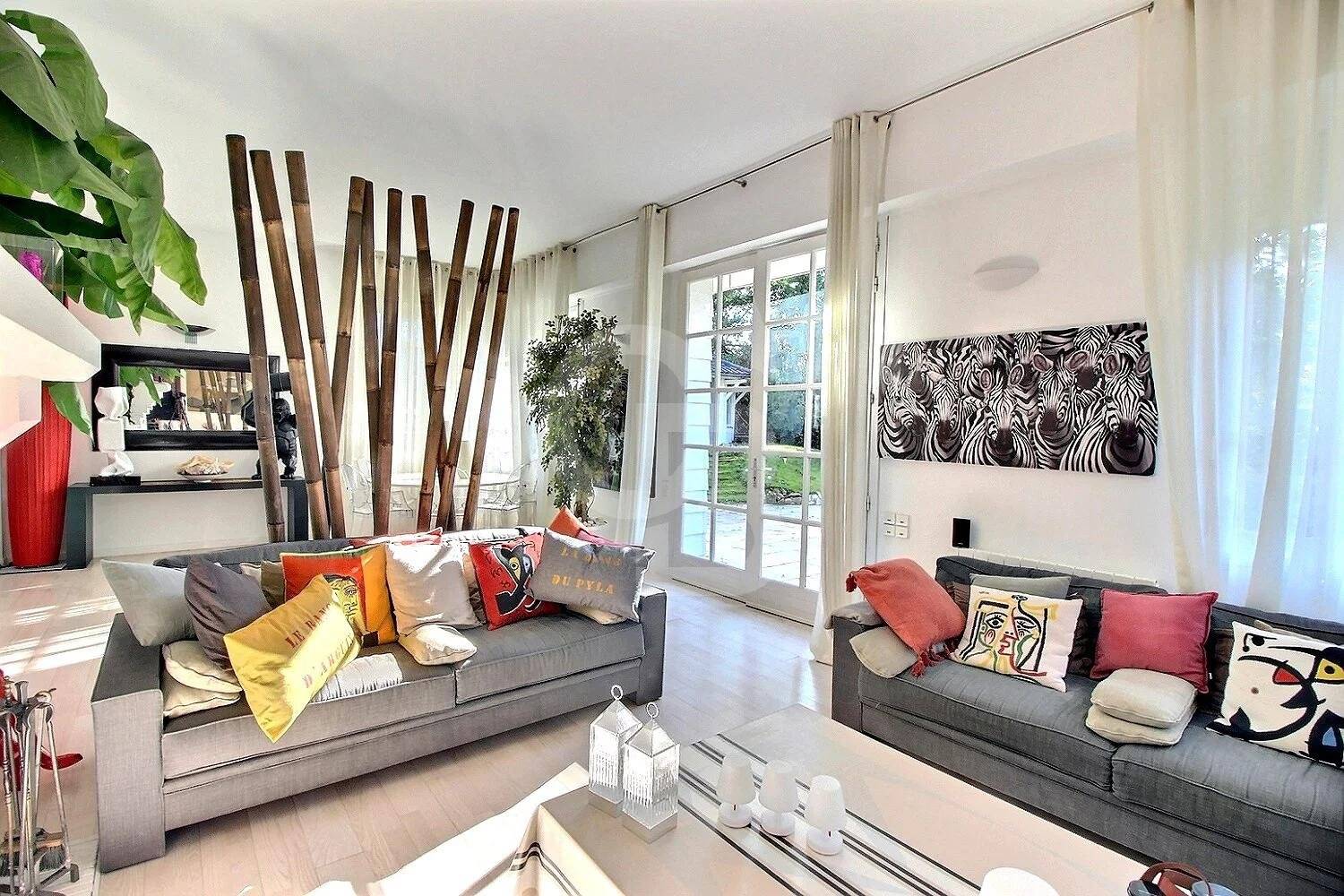 Vente charmante villa proche plage avec piscine PYLA SUR MER