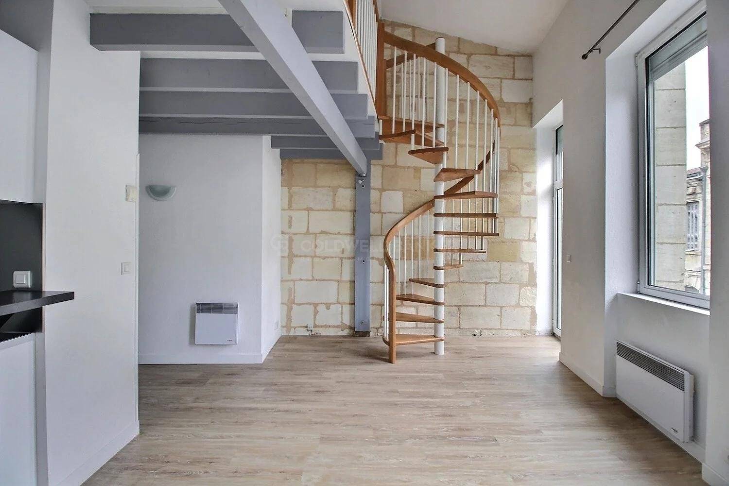 recherche vente Appartement T1 bis rénové avec balcon à BORDEAUX CHARTRONS