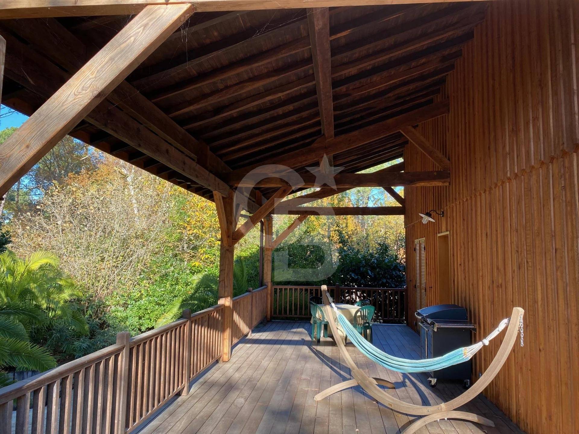 Vente belle et grande villa avec aperçus bassin LÈGE CAP FERRET CLAOUEY