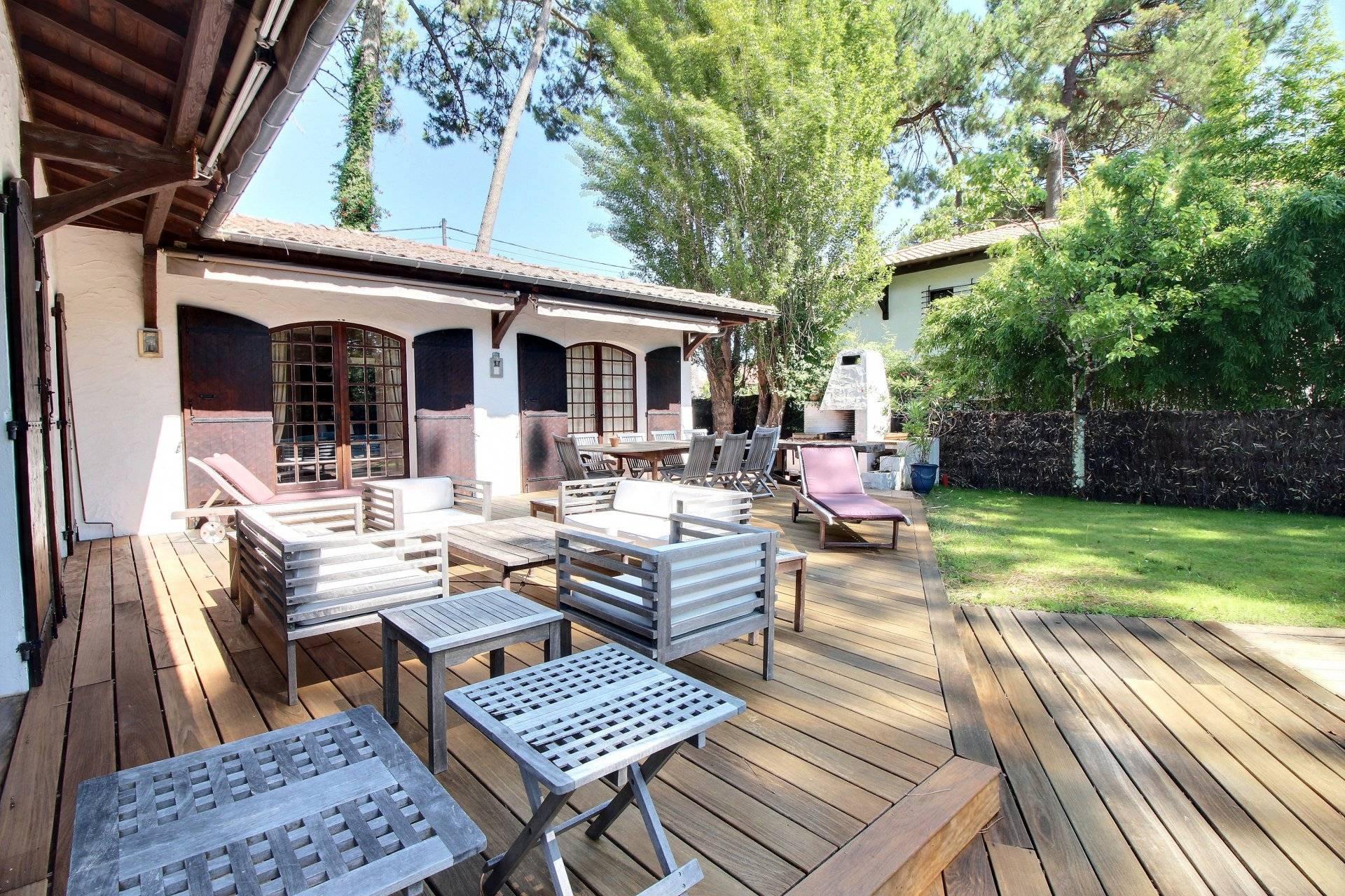 vente villa avec dépendance au pyla