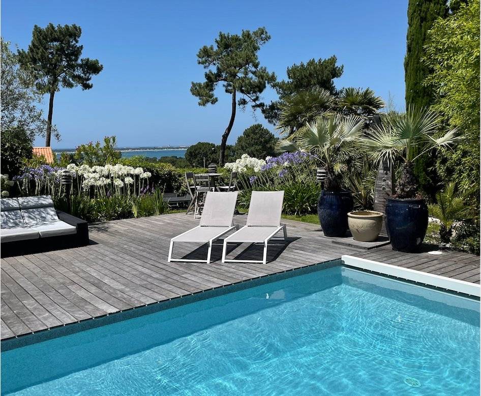 Splendide villa d'architecte avec vue exceptionnelle sur le Bassin à vendre PYLA SUR MER