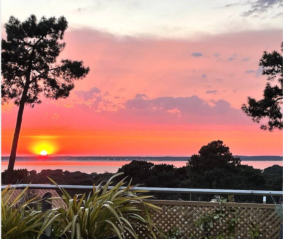 Vente splendide villa d'architecte avec vue exceptionnelle sur le Bassin PYLA SUR MER