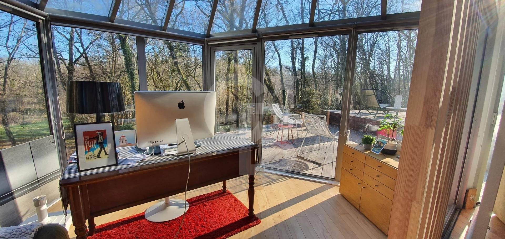 Vente maison d'architecte rénovée avec grand parc boisé PROCHE LATRESNE