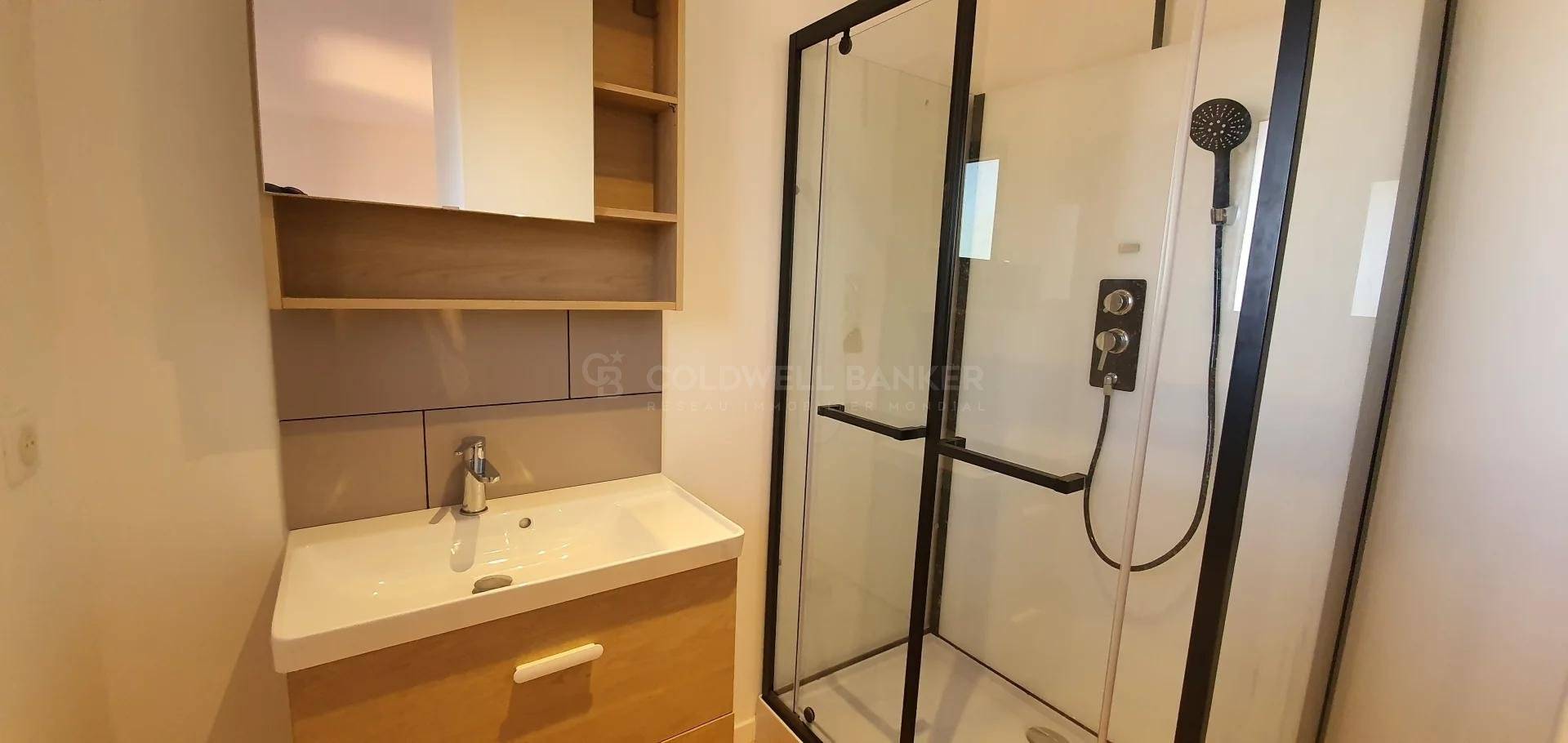 se loger Maison en bois rénovée avec piscine PROCHE PLAGE LE VERDON-SUR-MER