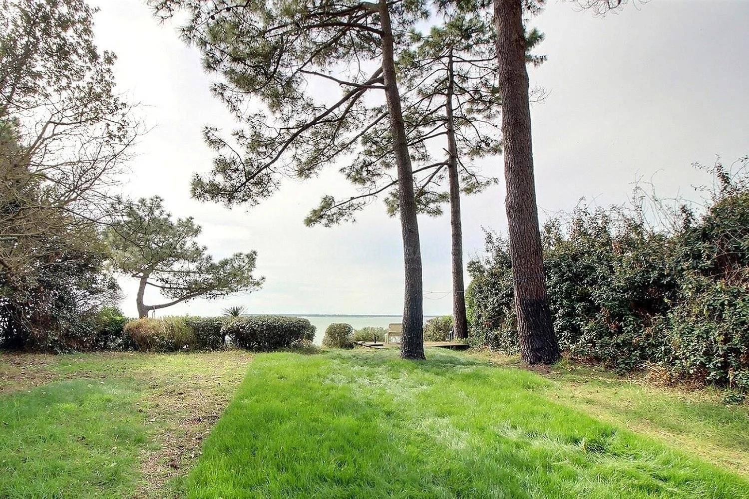 Exceptionnel terrain en première ligne vue Bassin - Pyla sur Mer