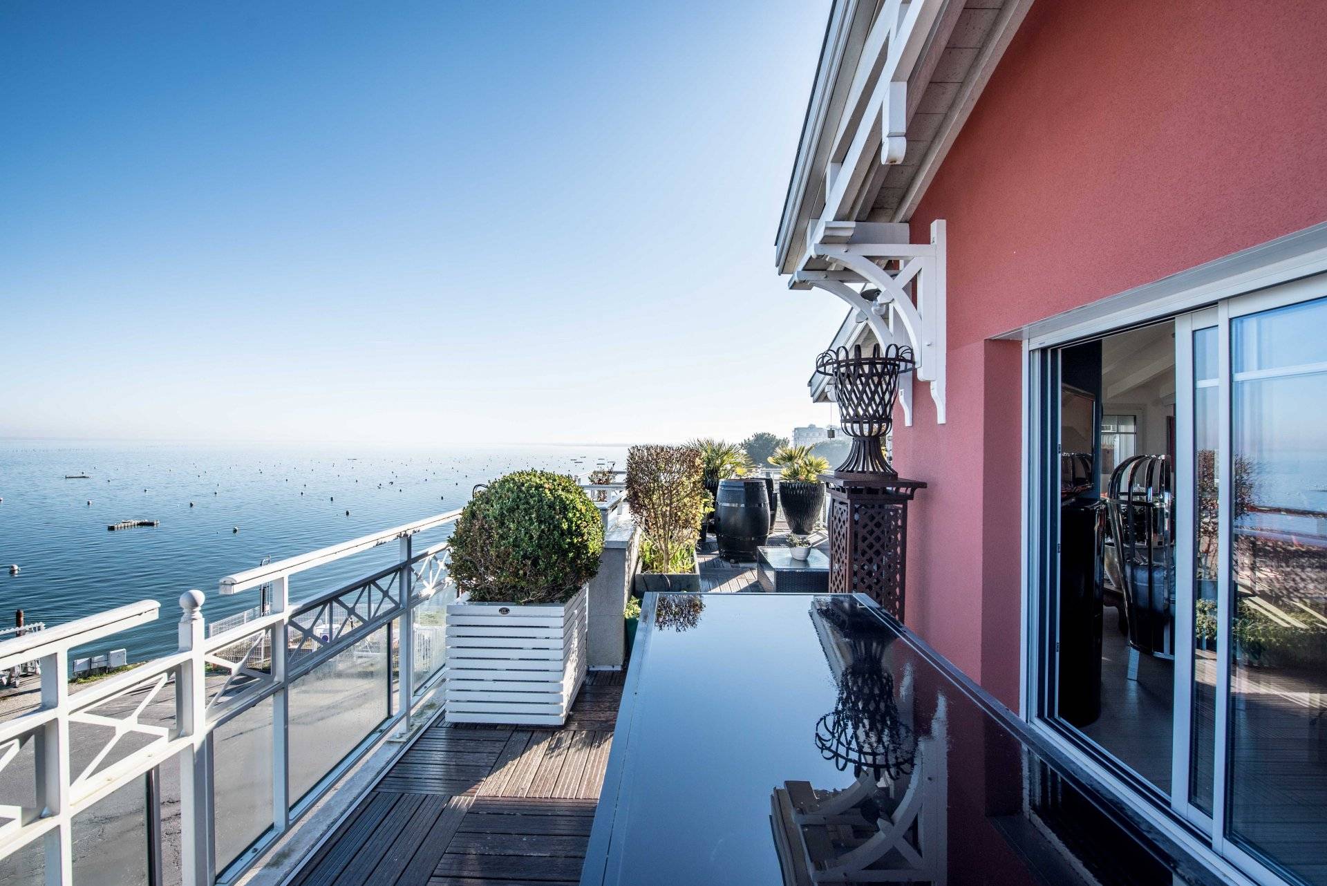 Magnifique appartement duplex en première ligne à vendre ARCACHON