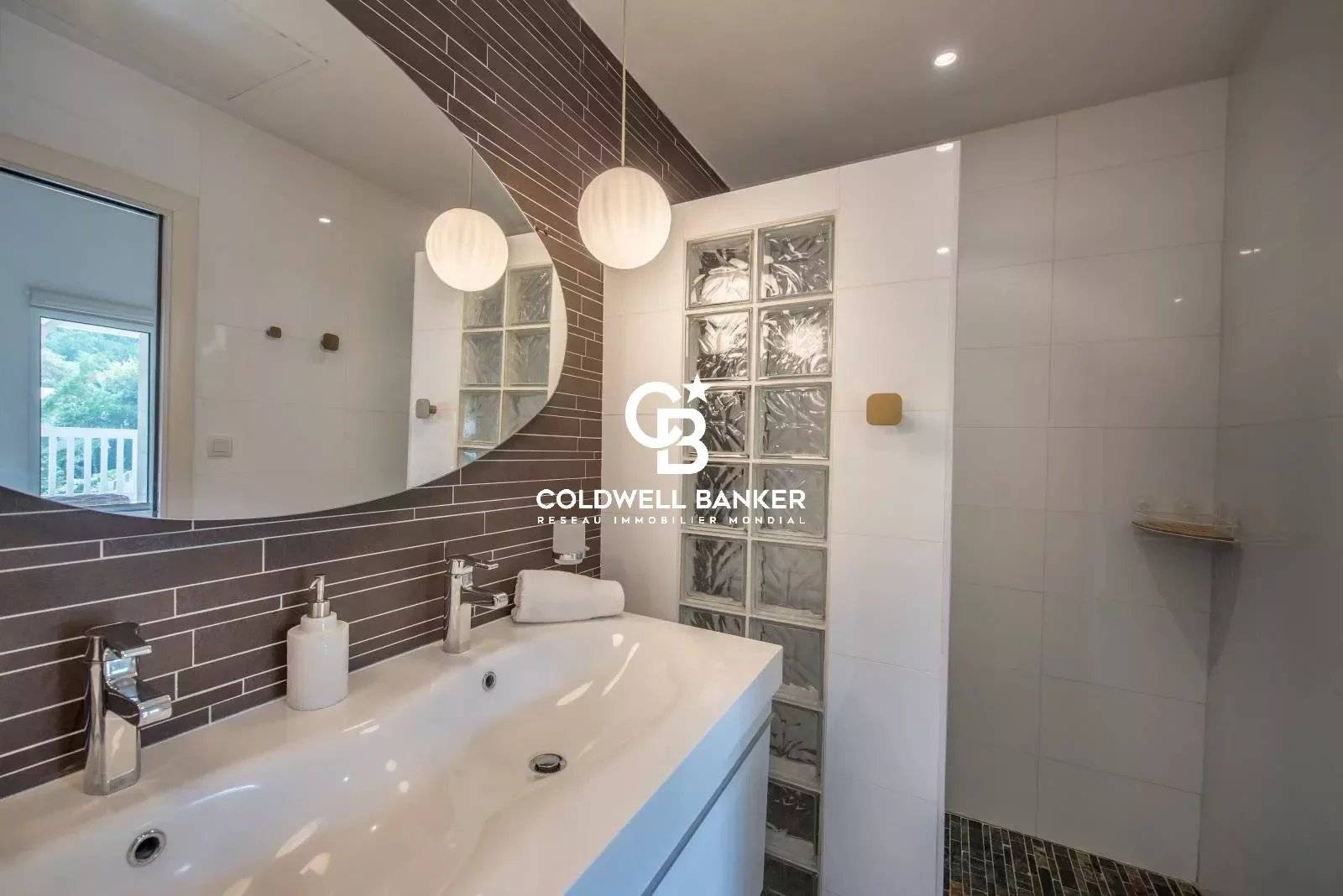 Belle villa familiale de standing à vendre proche plage Pereire Arcachon