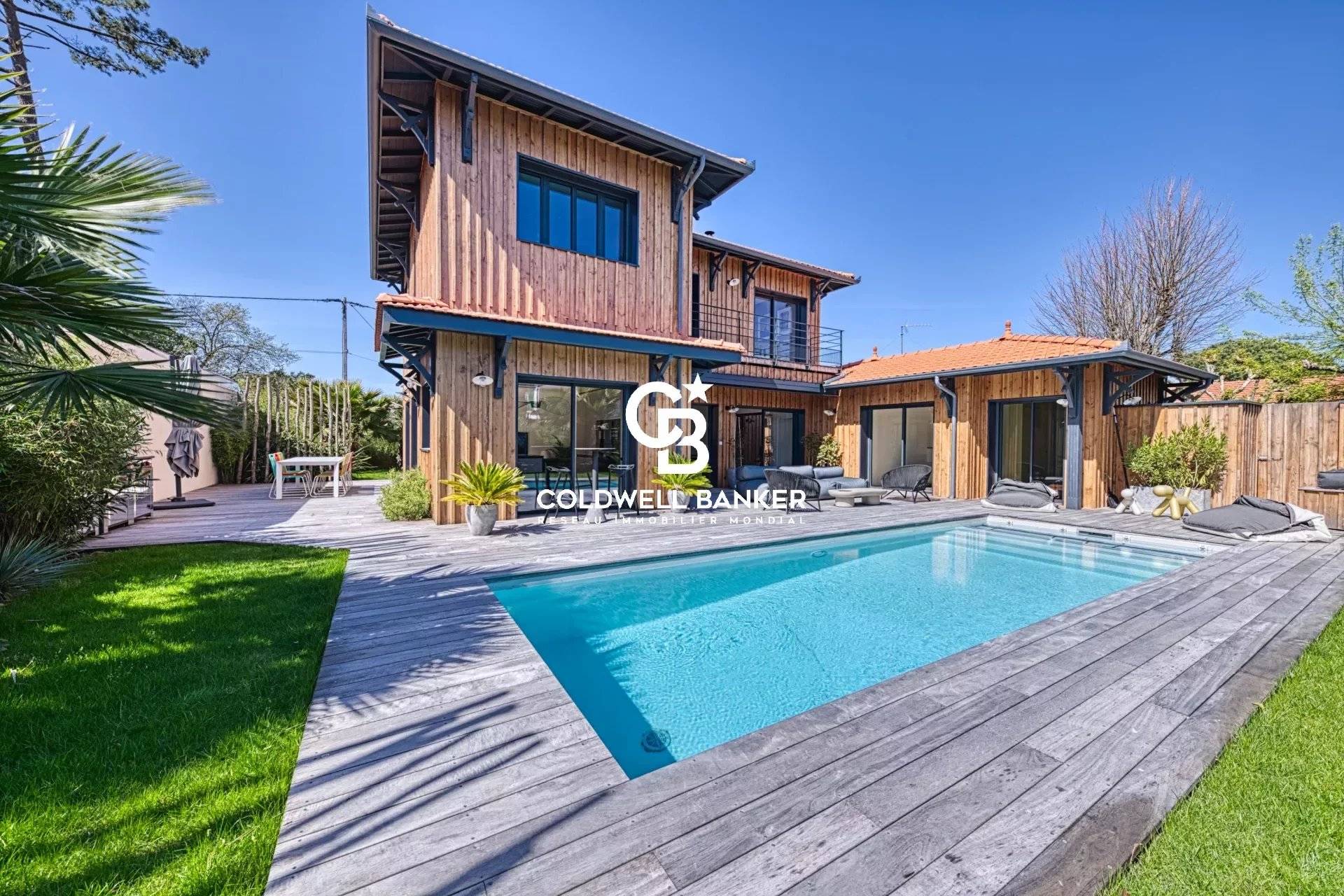 Villa neuve en bois avec piscine - Andernos Côté Bassin