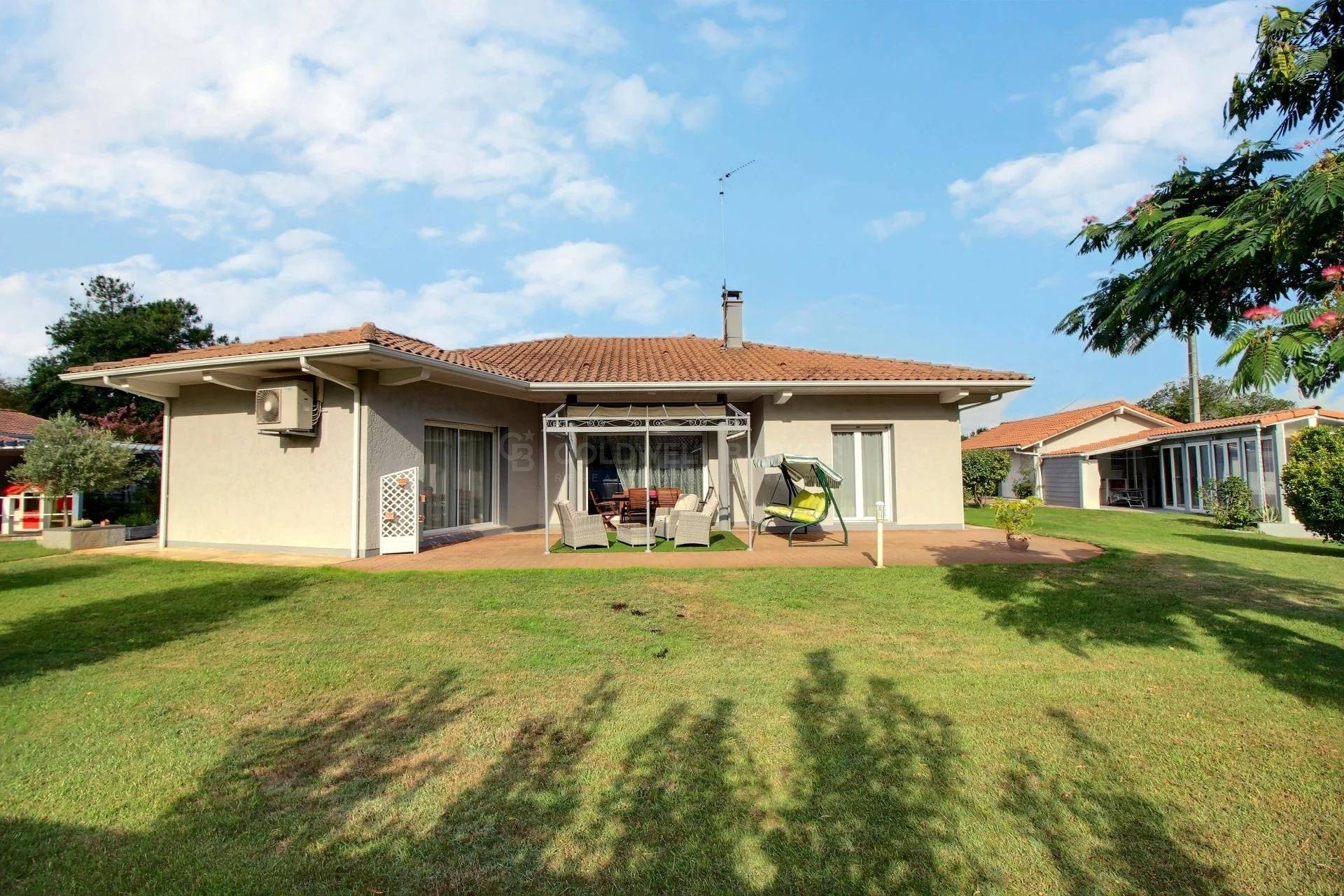 Maison avec grand terrain - Gujan-Mestras