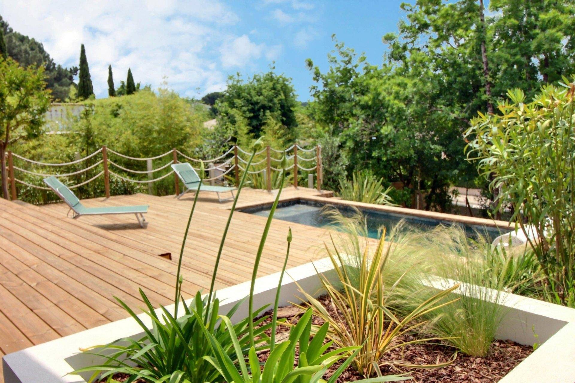 Villa familiale style ferret capienne avec piscine et vue dégagée sur la forêt - La Teste-de-Buch
