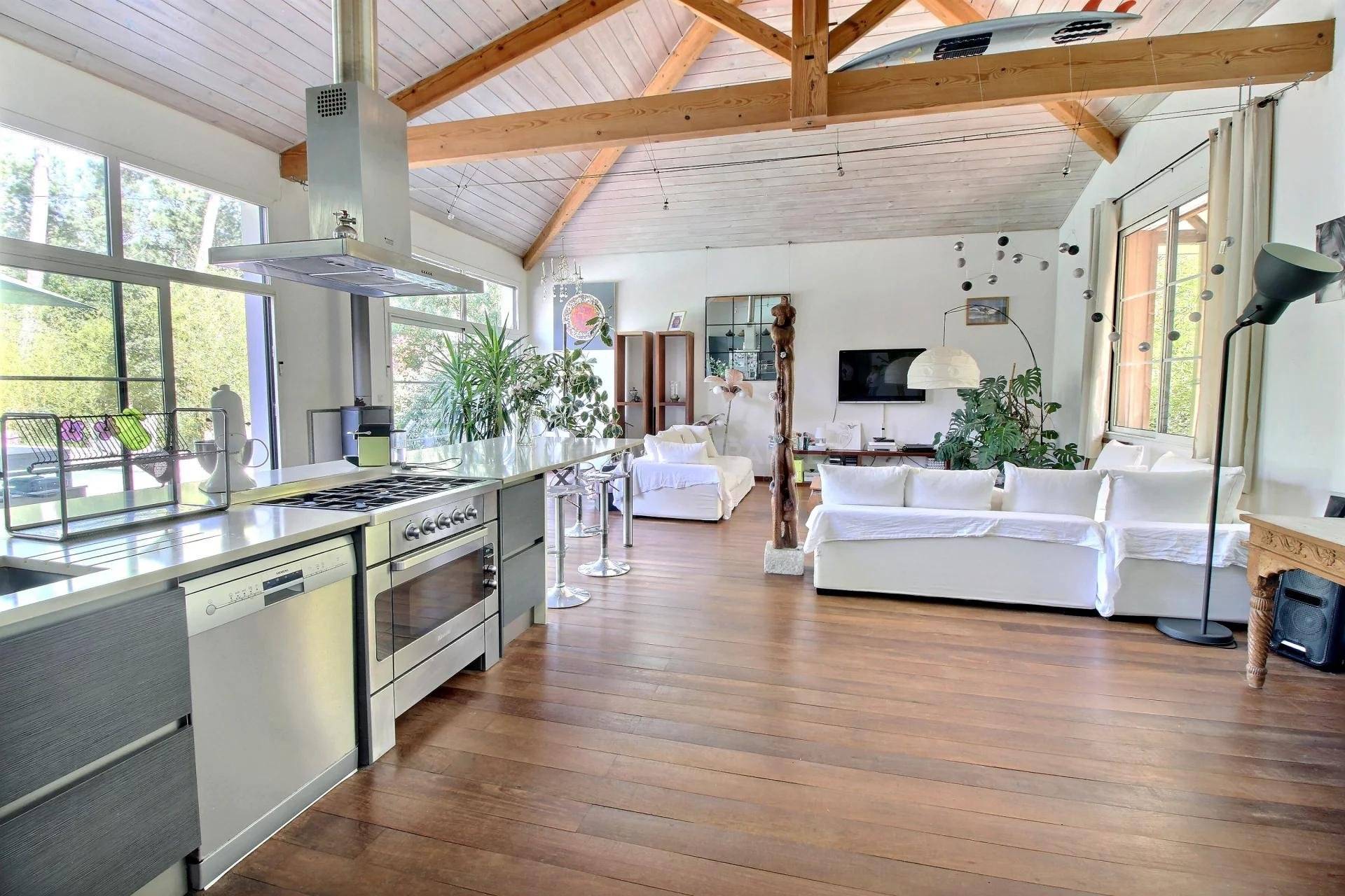 Vente magnifique villa avec vue forêt PYLA SUR MER