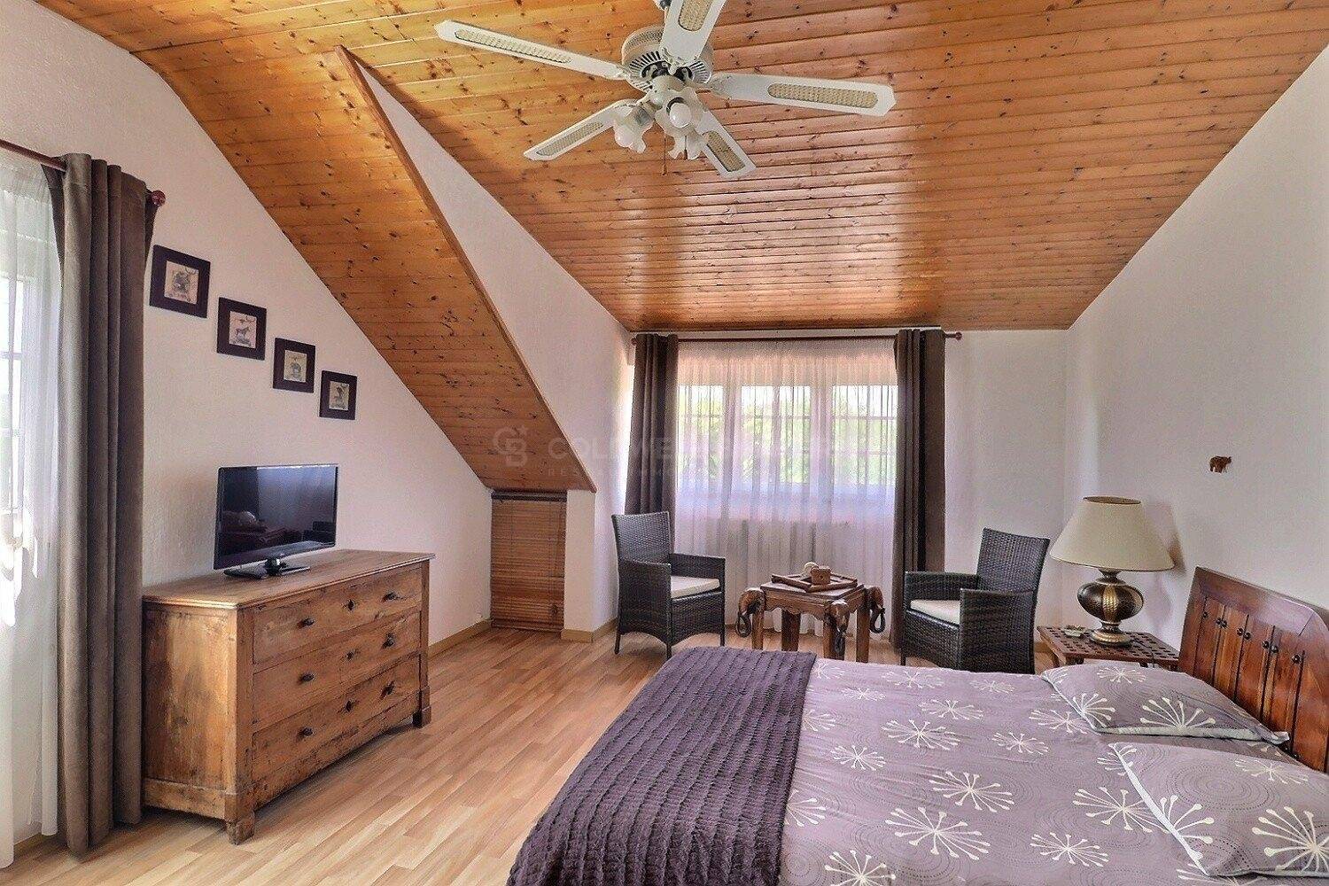 recherche Grande villa avec jardin à ANDERNOS-LES-BAINS LE BETEY à vendre