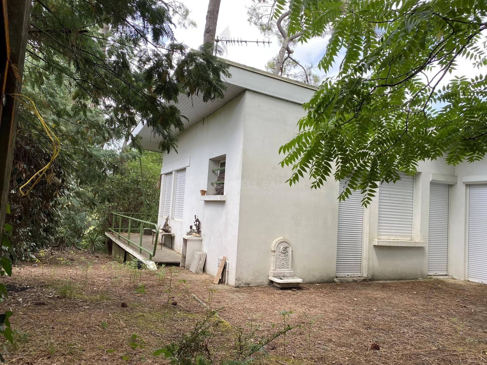 Villa avec garage au CAP FERRET PETIT PIQUEY à vendre