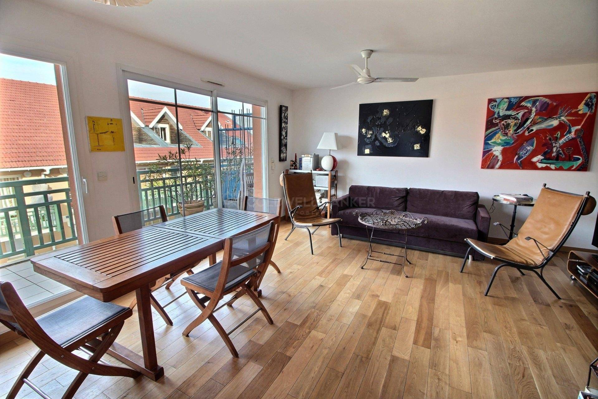 Appartement T4 avec terrasse et parking à ARCACHON