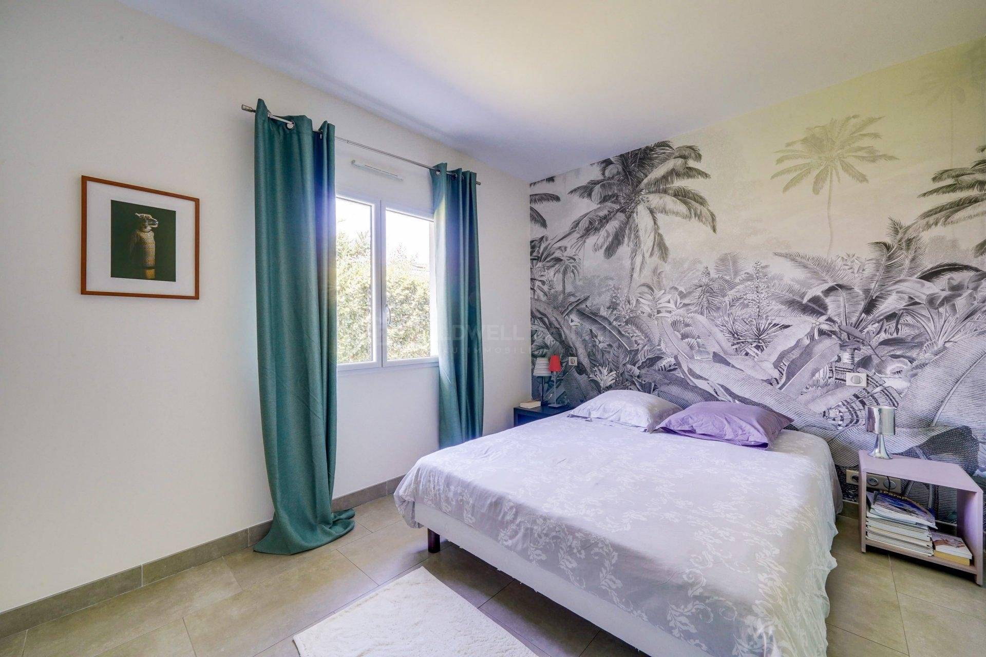 Maison contemporaine de plain pied avec terrain piscinable - Andernos-les-Bains