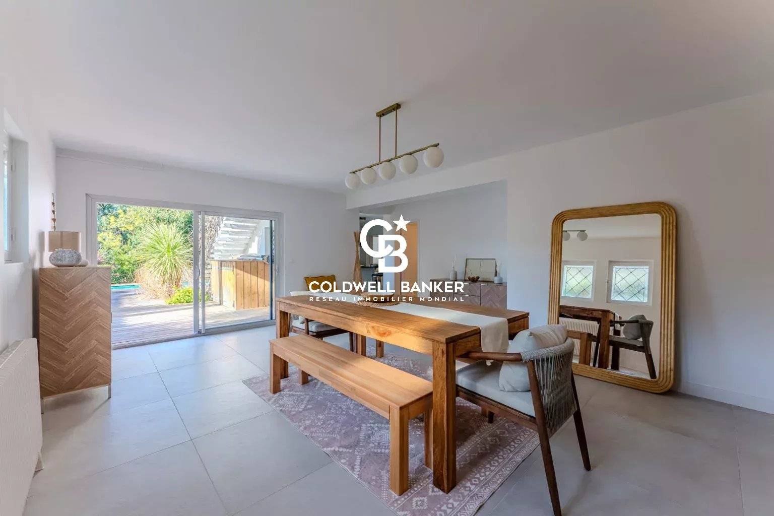 Maison à vendre Arcachon Abatilles - villa rénovée avec piscine et jardin paysagé