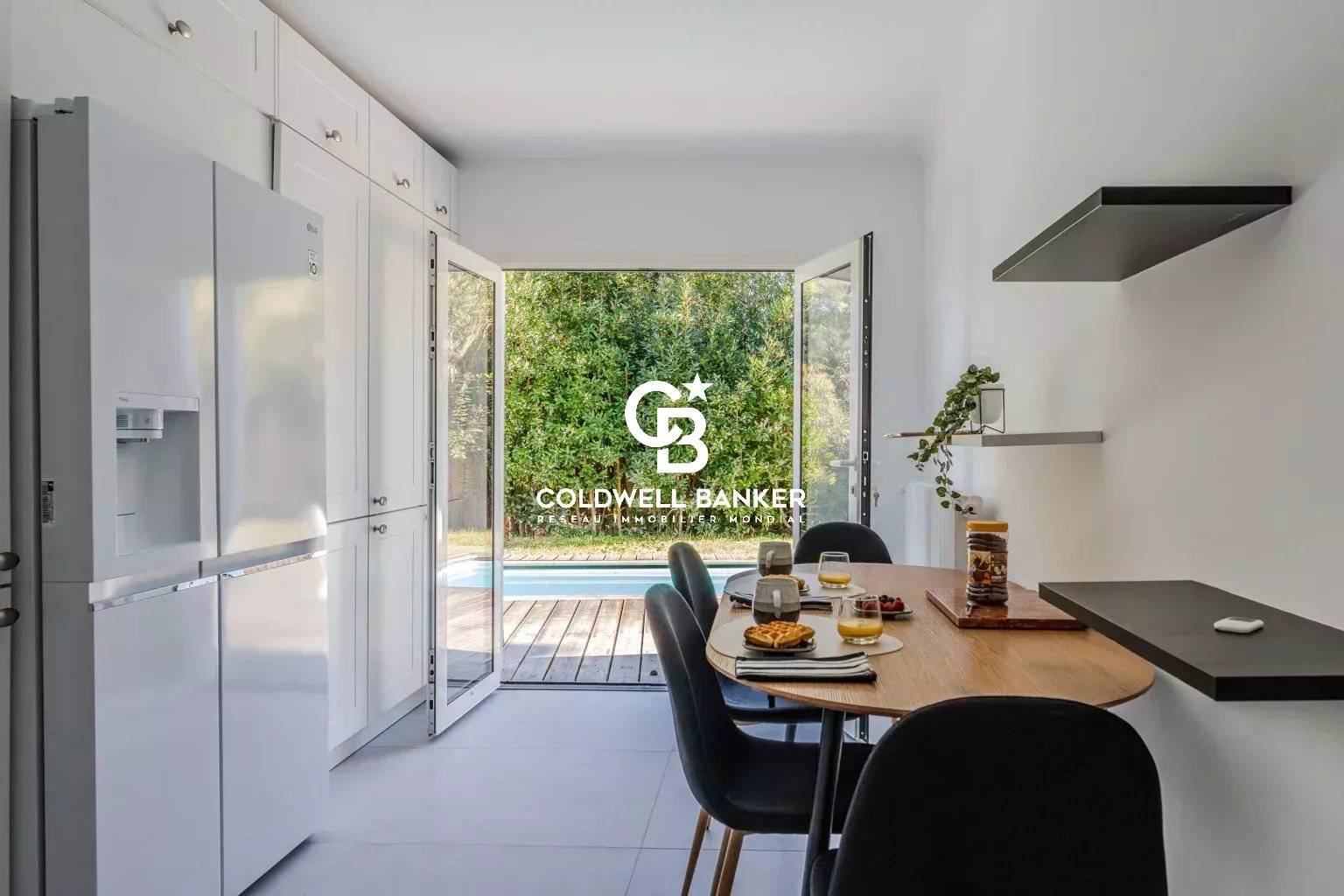 Maison à vendre Arcachon Abatilles - villa rénovée avec piscine et jardin paysagé