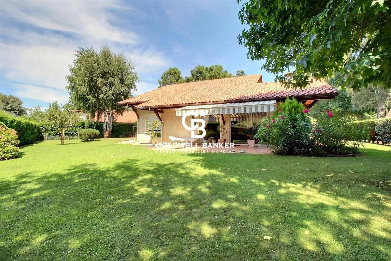 Maison à vendre à Taussat – vue Bassin, 4 chambres, garage et jardin piscinable