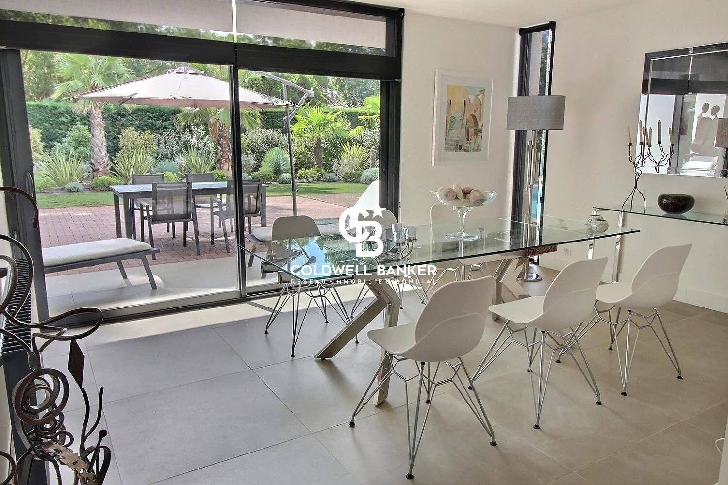 Maison style le Corbusier entièrement rénovée - Biscarrosse 