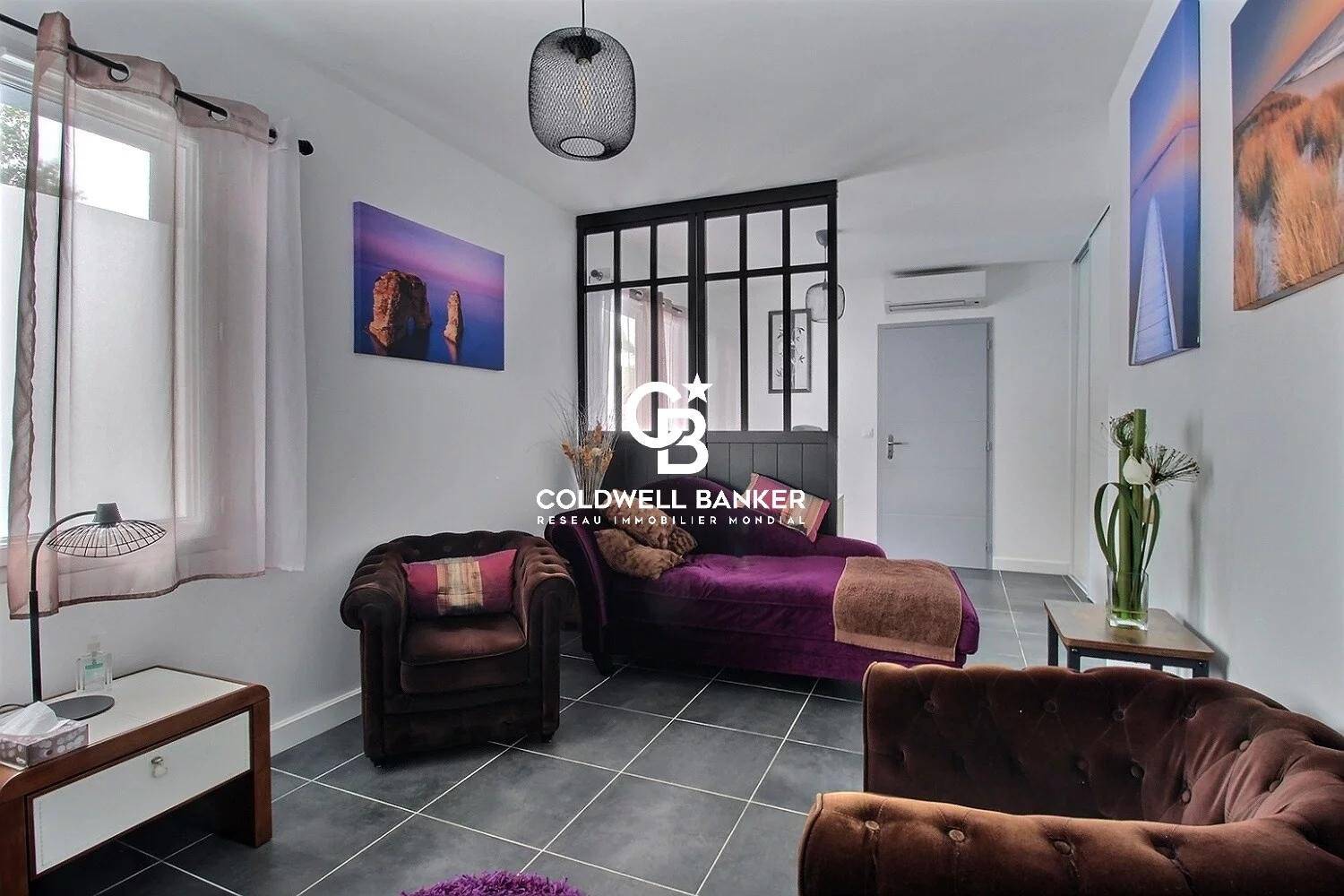 Grande villa avec piscine et locaux professionnels - Idéal investisseurs - Arès côté Bassin