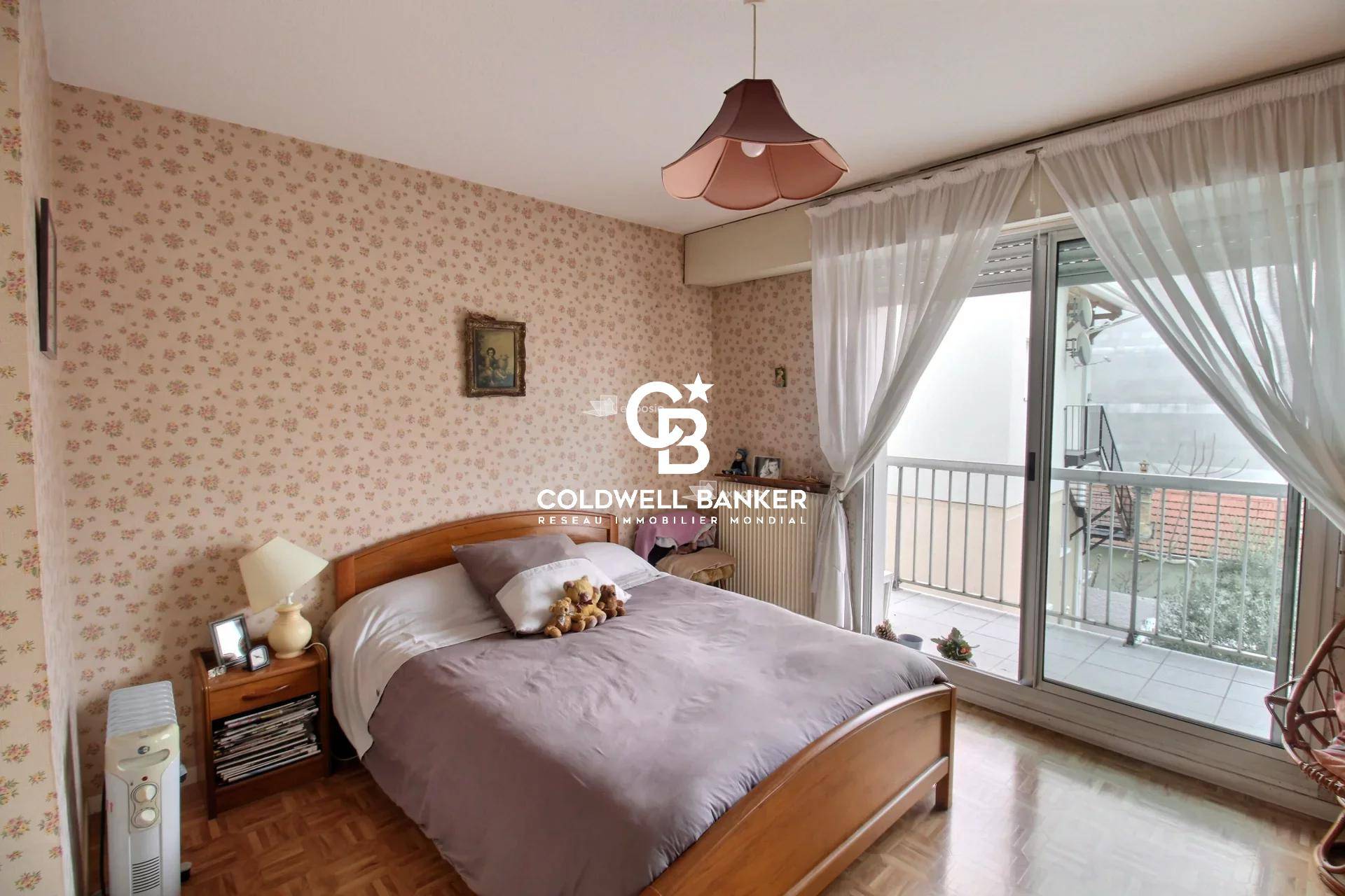 Appartement à vendre Arcachon Centre - T3 lumineux avec double terrasse, parking et ascenseur