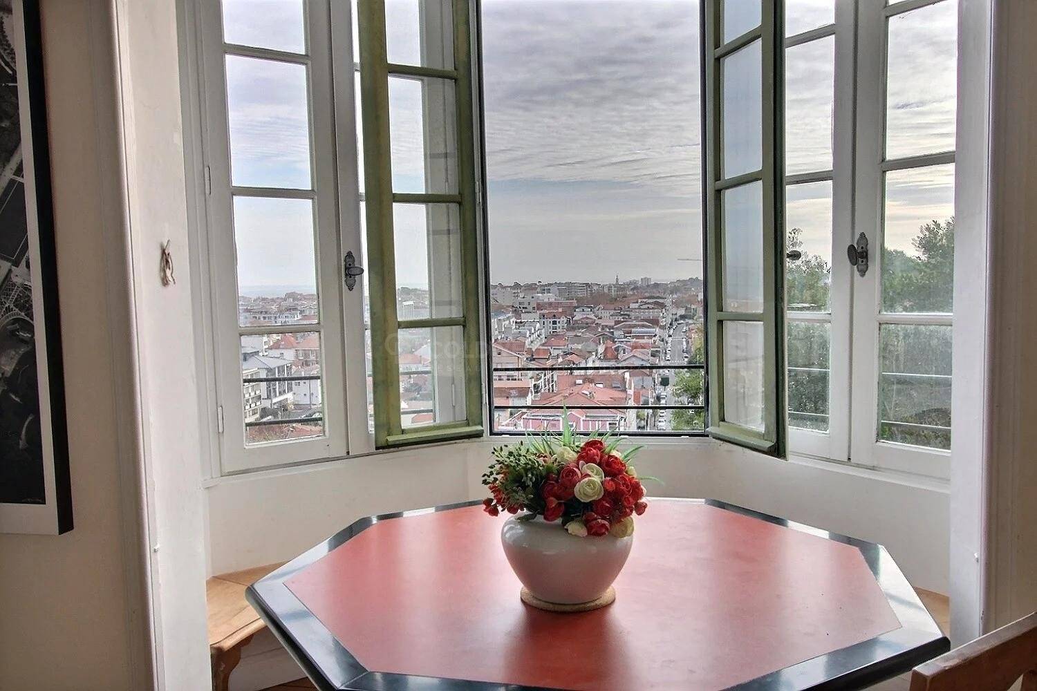 Appartement à vendre Arcachon Ville d’Hiver - 5 chambres, vue Bassin