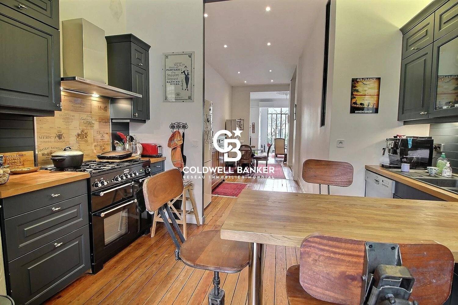 Maison en pierre Bordelaise avec jardin et dépendance -  Bordeaux Nansouty