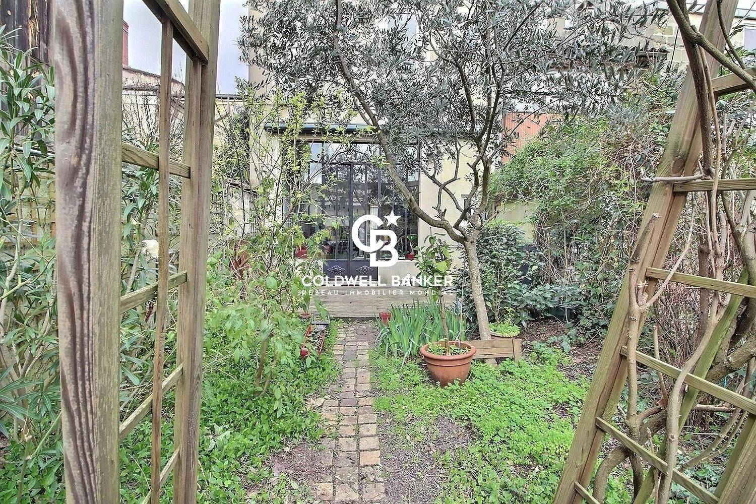 Maison en pierre Bordelaise avec jardin et dépendance -  Bordeaux Nansouty