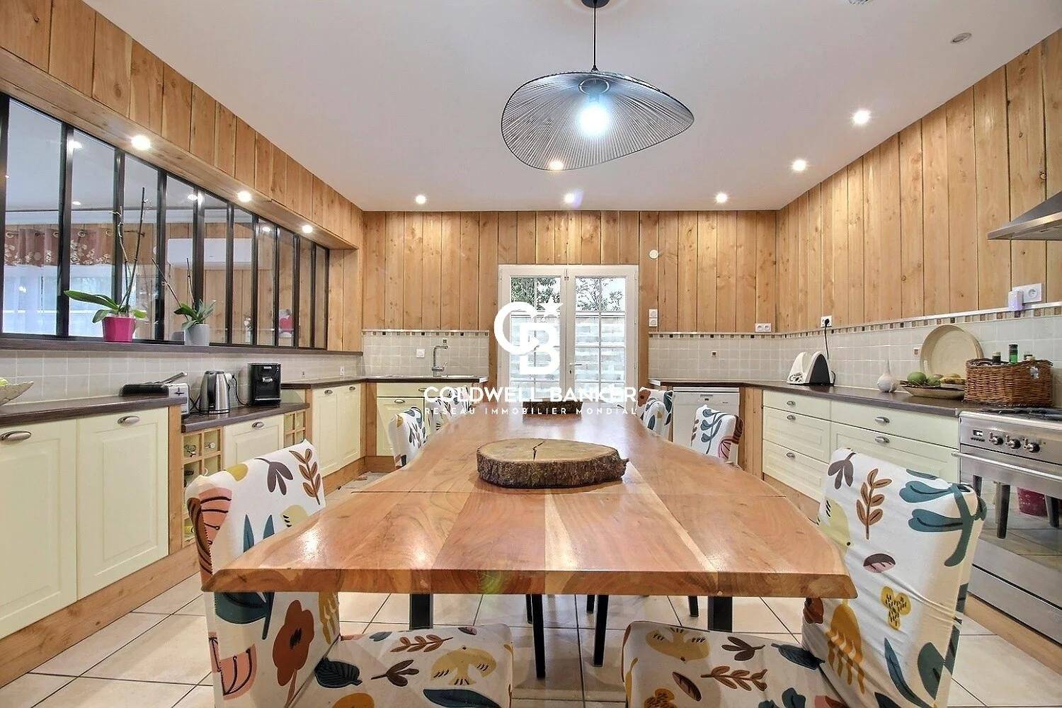 Villa d'exception à 5 minutes du lac avec piscine intérieure - Sanguinet 