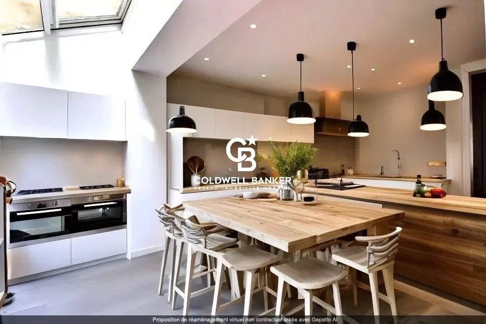 Hotel particulier rénové avec jardin à vendre Bordeaux Jardin public