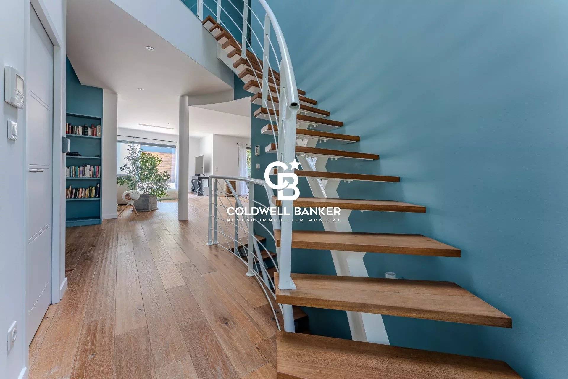 Propriété comprenant 2 villas à proximité de la plage Pereire à Arcachon