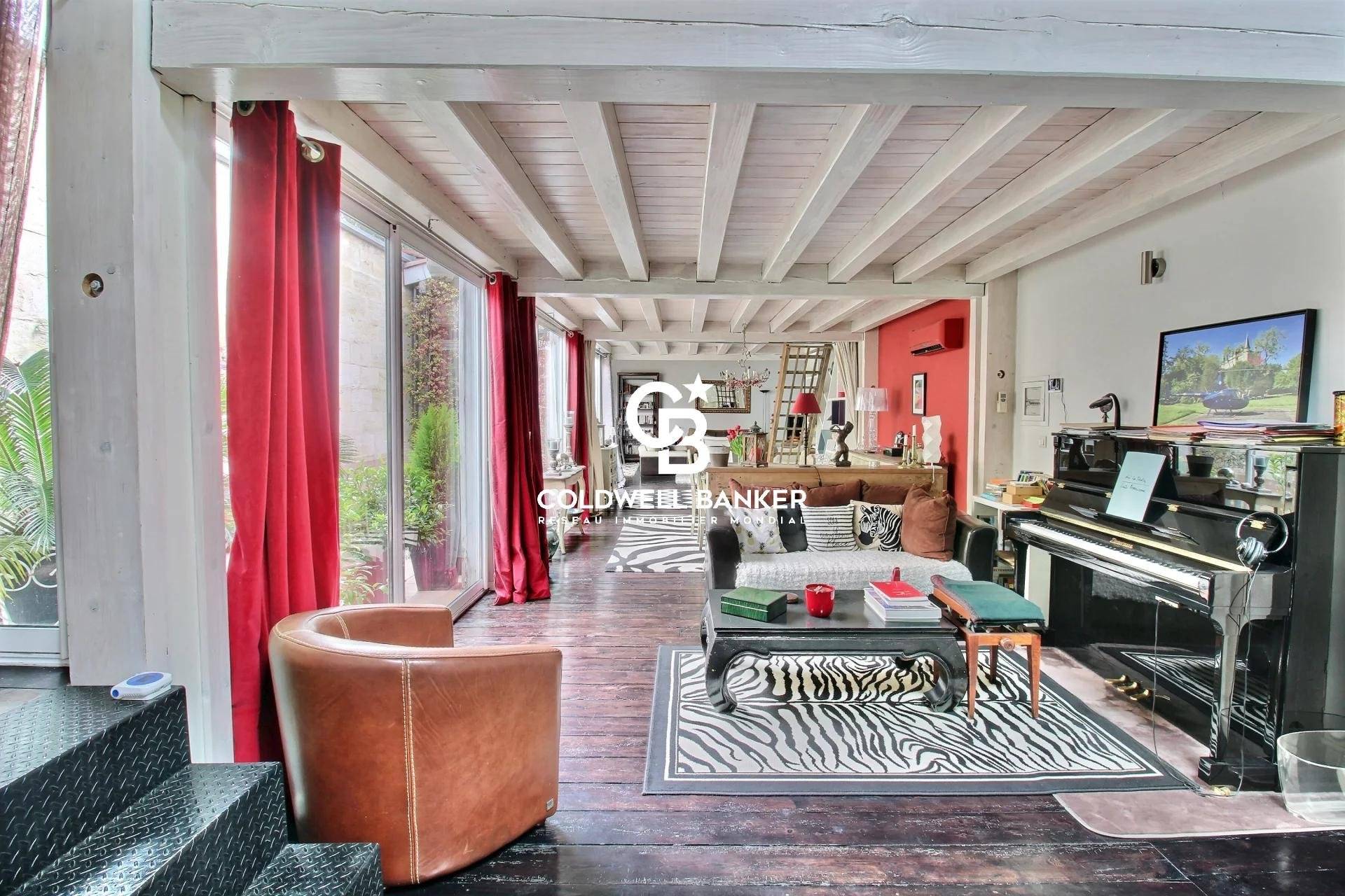 Loft avec terrasse et double garage – Bordeaux Chartrons