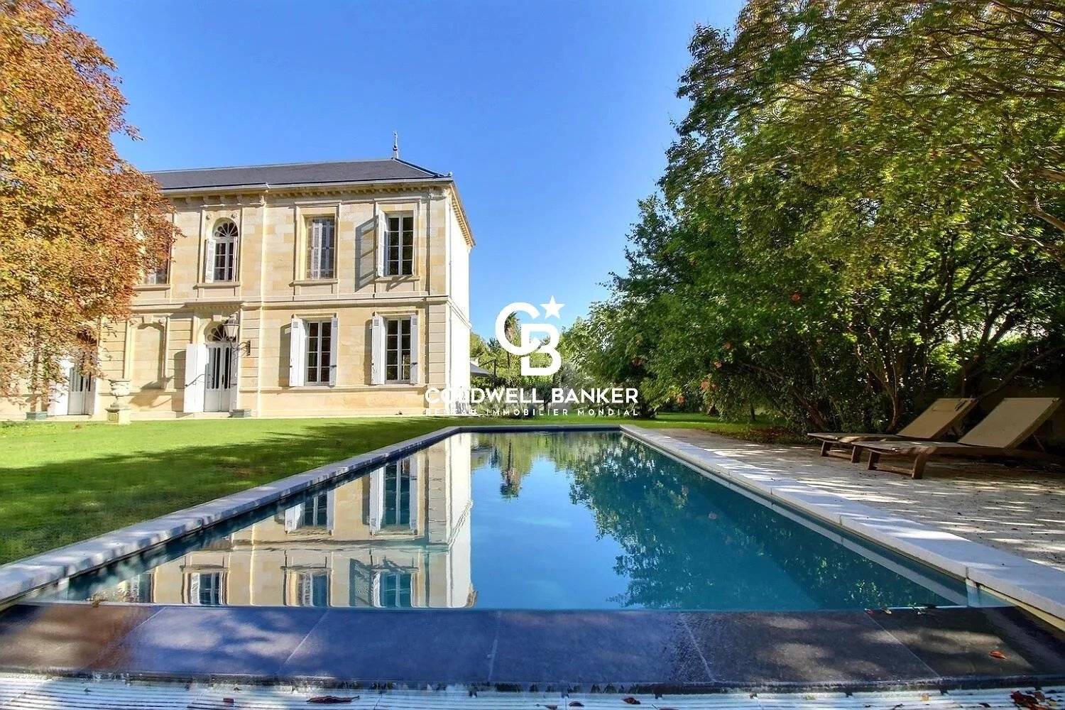 Maison de maître avec piscine et grand terrain Bordeaux Bègles