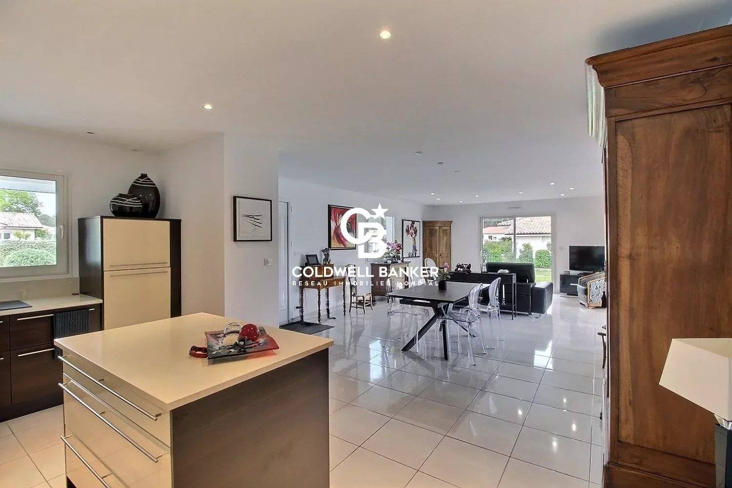 Villa contemporaine de plain-pied - Cassy Lanton