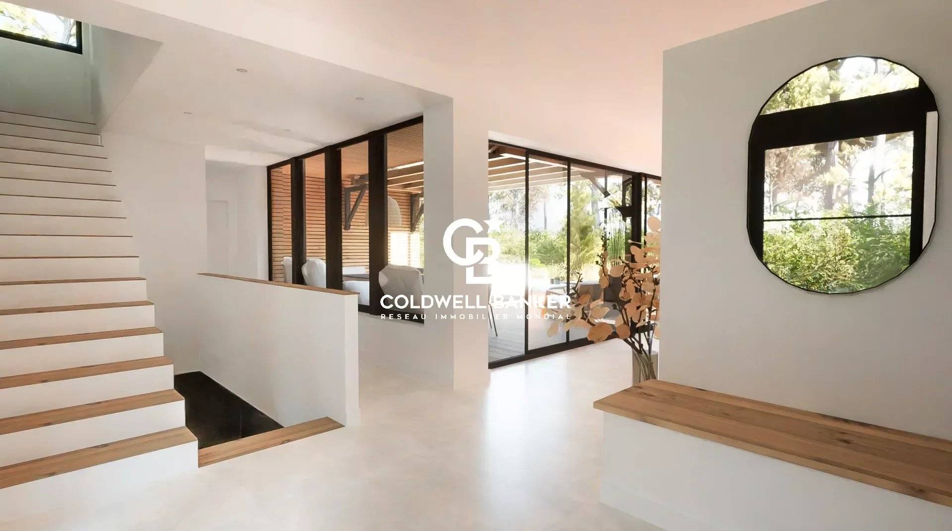 Villa d'architecte avec piscine à vendre à Arcachon