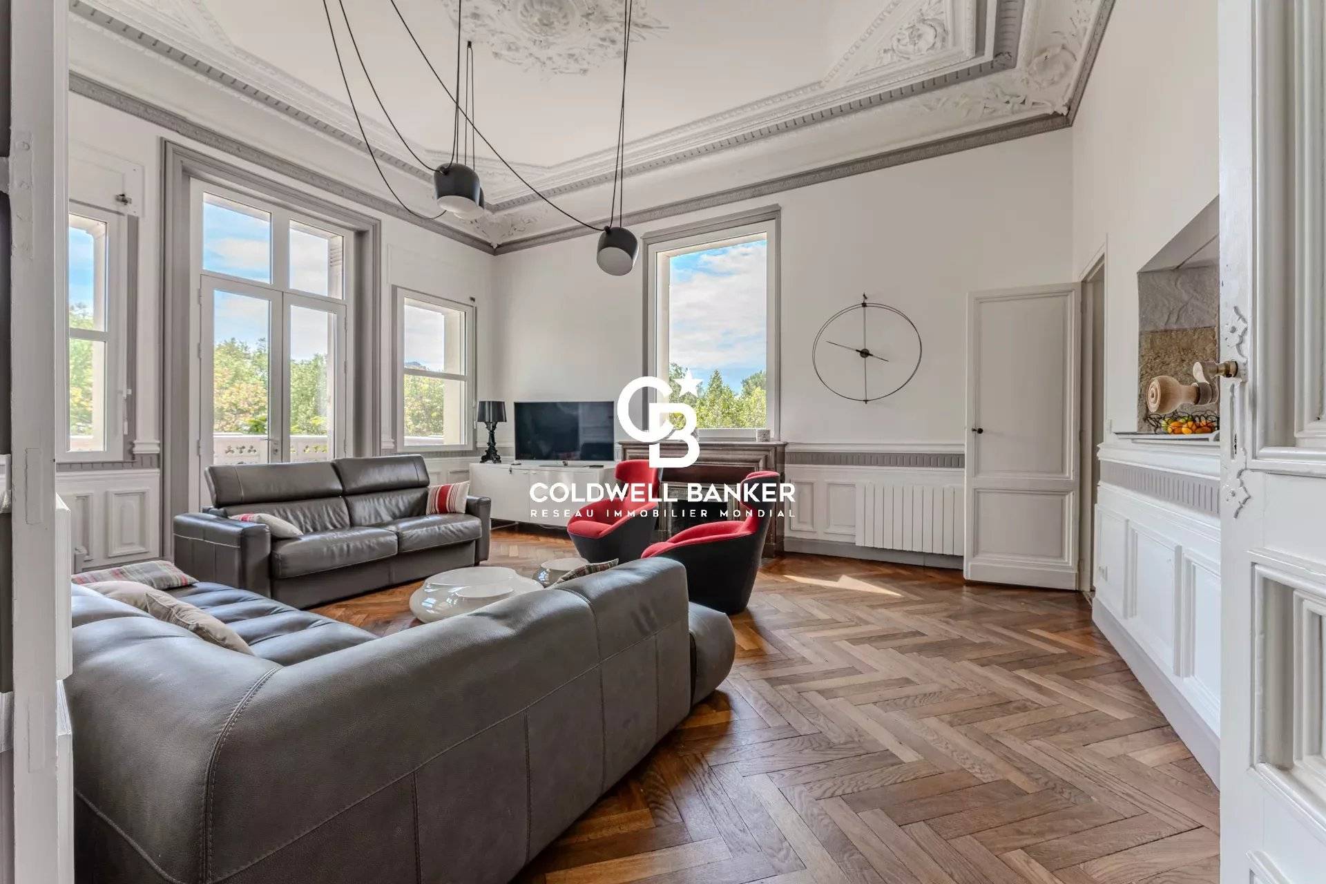 Appartement à vendre Arcachon proche Pereire – prestations haut de gamme, plage à pied