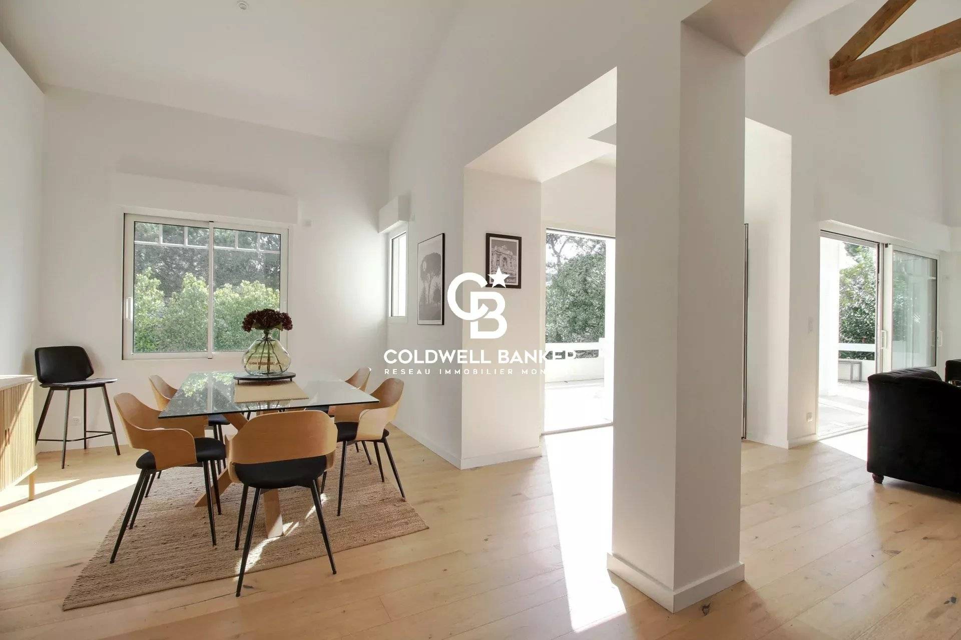 Maison à vendre à Arcachon Pereire – rénovée, 4 chambres, piscine et plage à pied