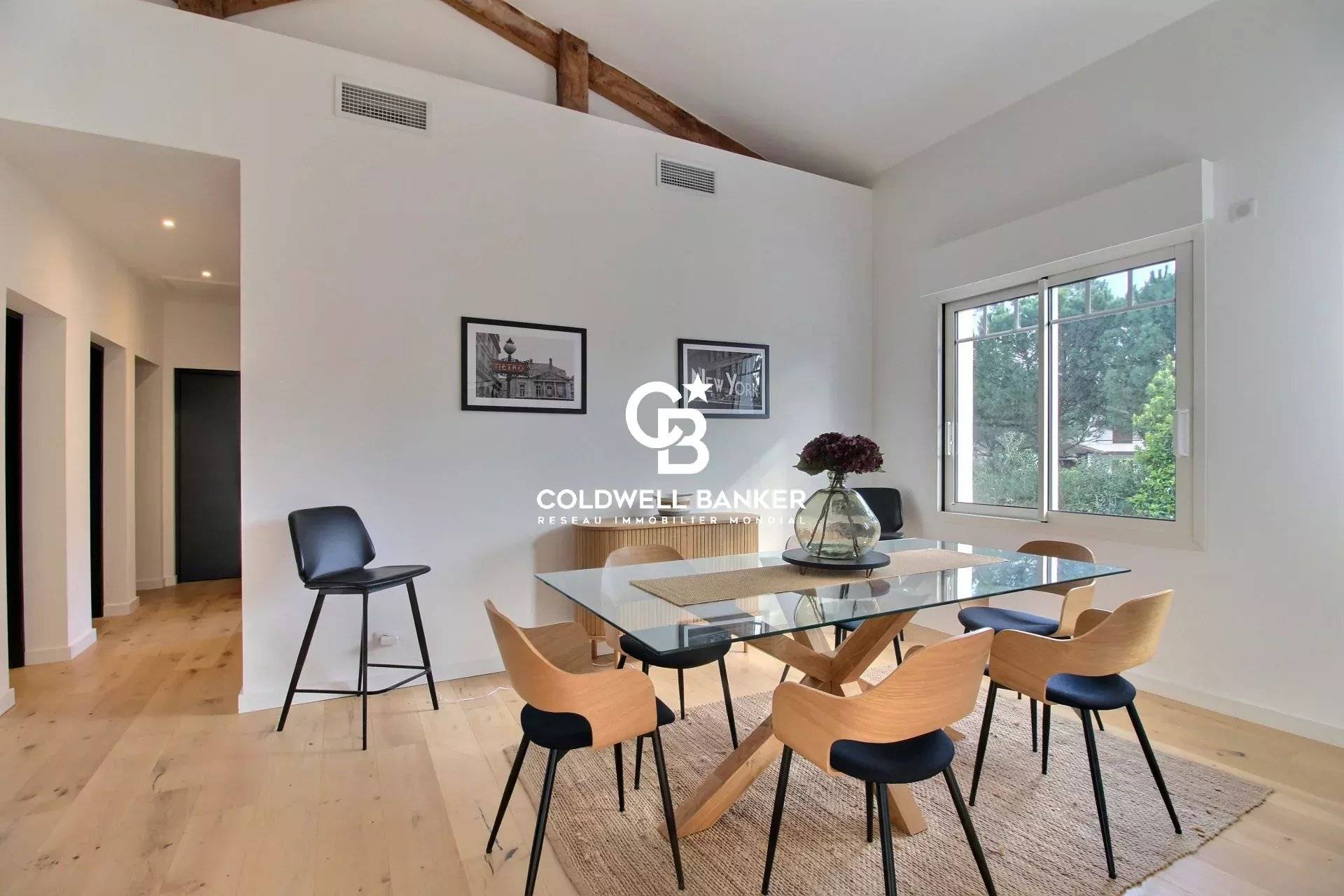 Maison à vendre à Arcachon Pereire – rénovée, 4 chambres, piscine et plage à pied