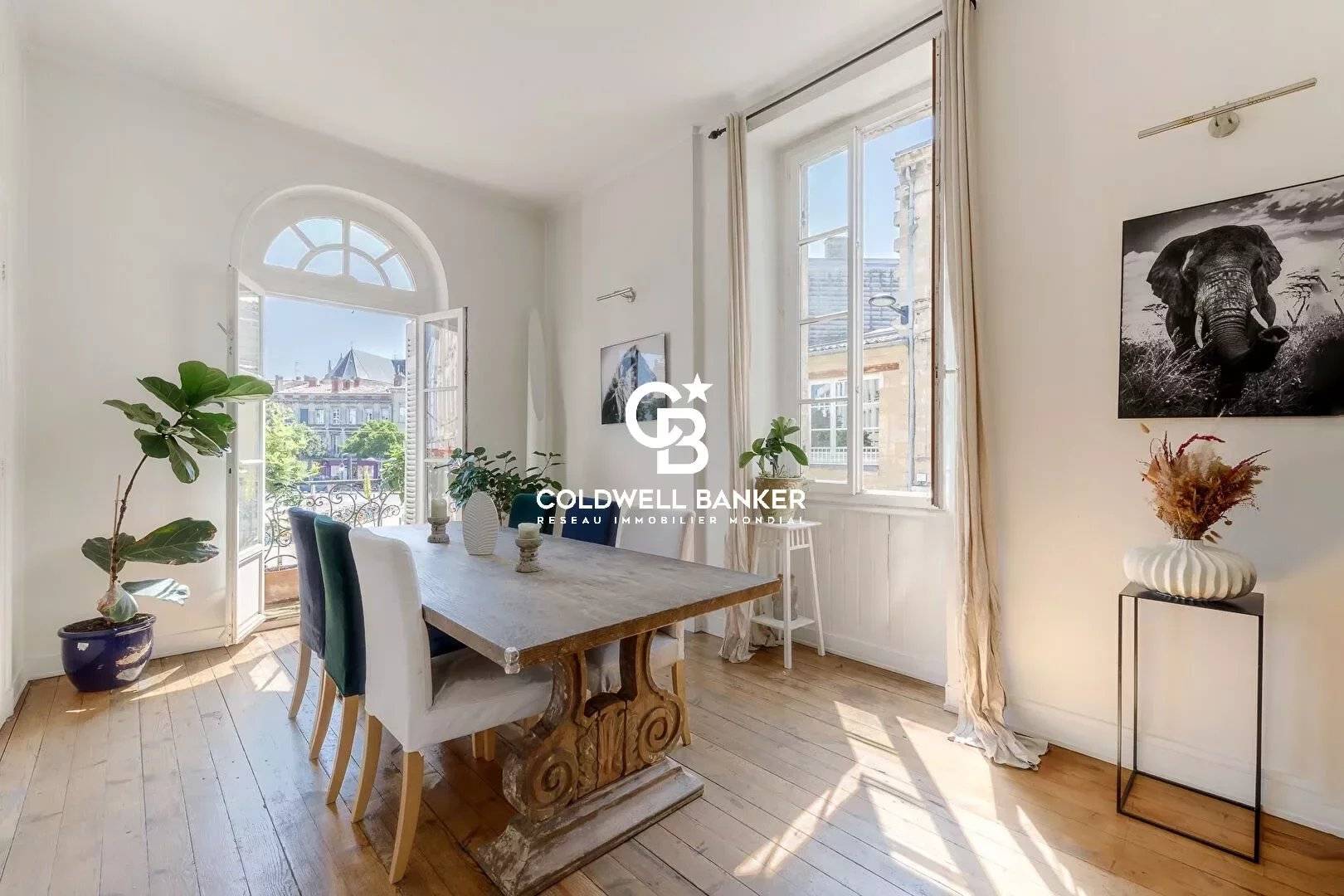 Appartement de charme 3 chambres à vendre quartier des Chartrons / Jardin Public Bordeaux