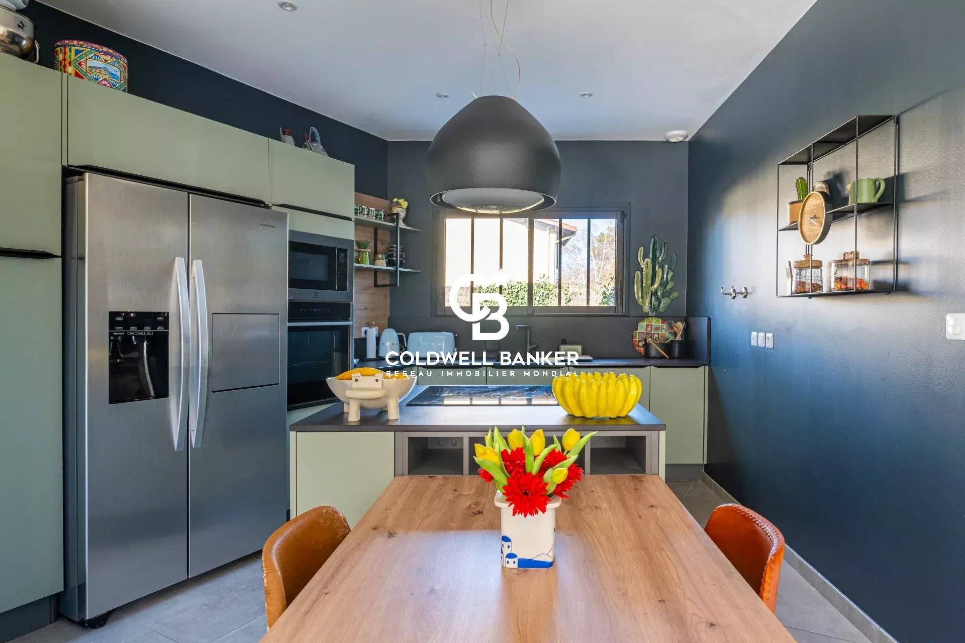 Arcachonaise contemporaine avec piscine à vendre Gujan-Mestras