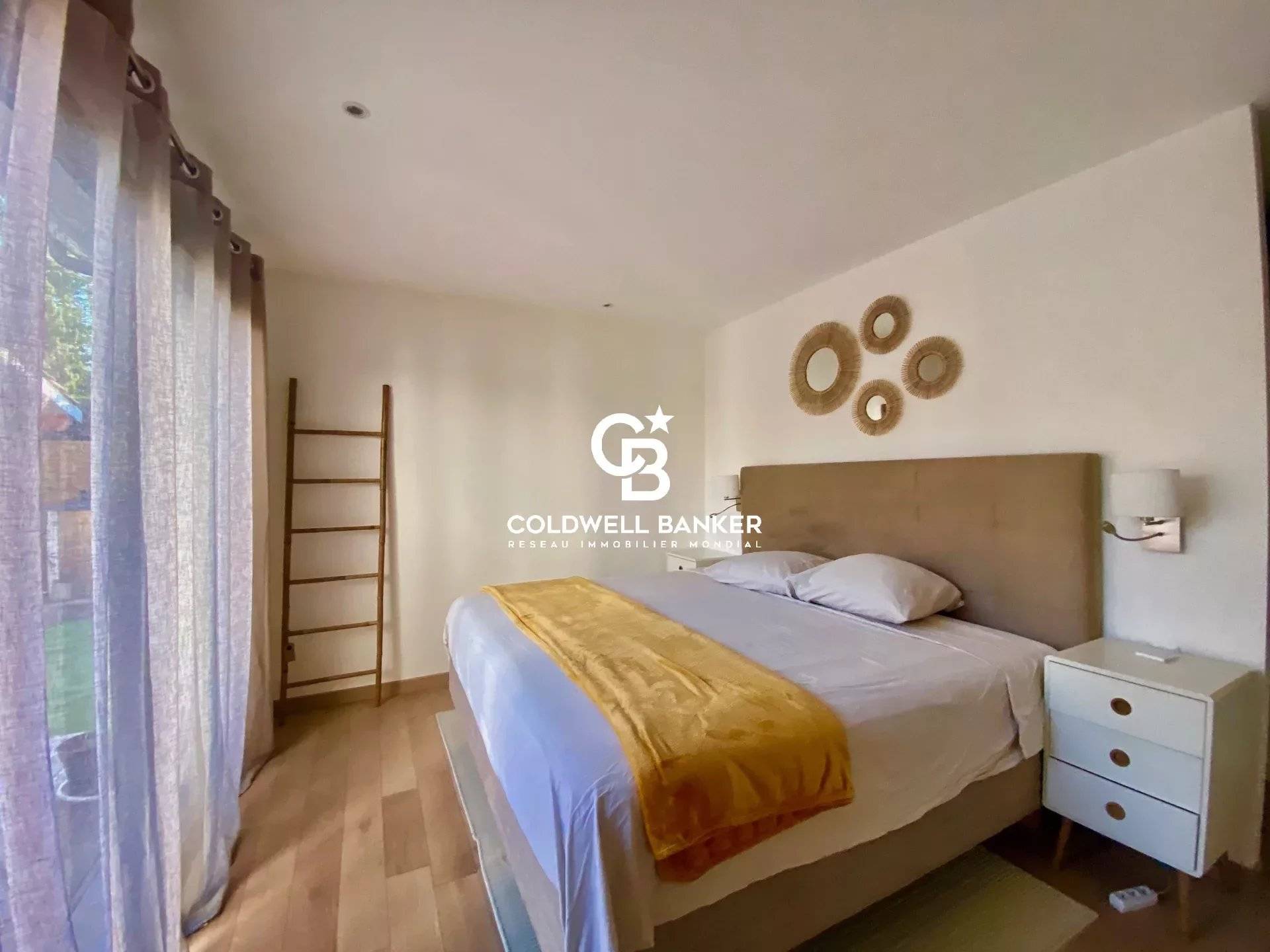 Maison familiale contemporaine avec piscine à vendre La Teste-de-Buch