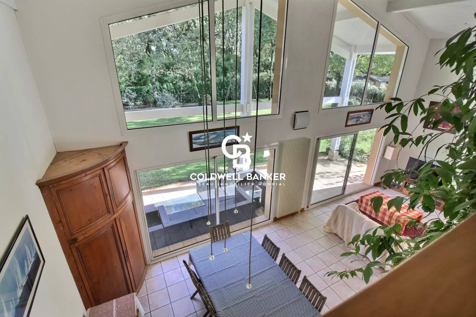 Spacieuse maison avec piscine et terrain de 2000 m² Gujan-Mestras