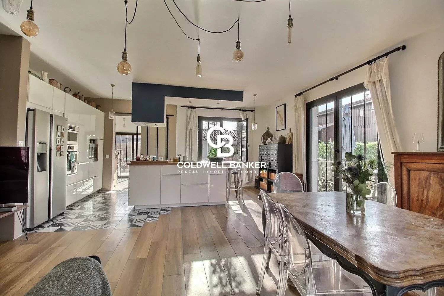 Charmante maison familiale au cœur d'Andernos - Calme et Intimité