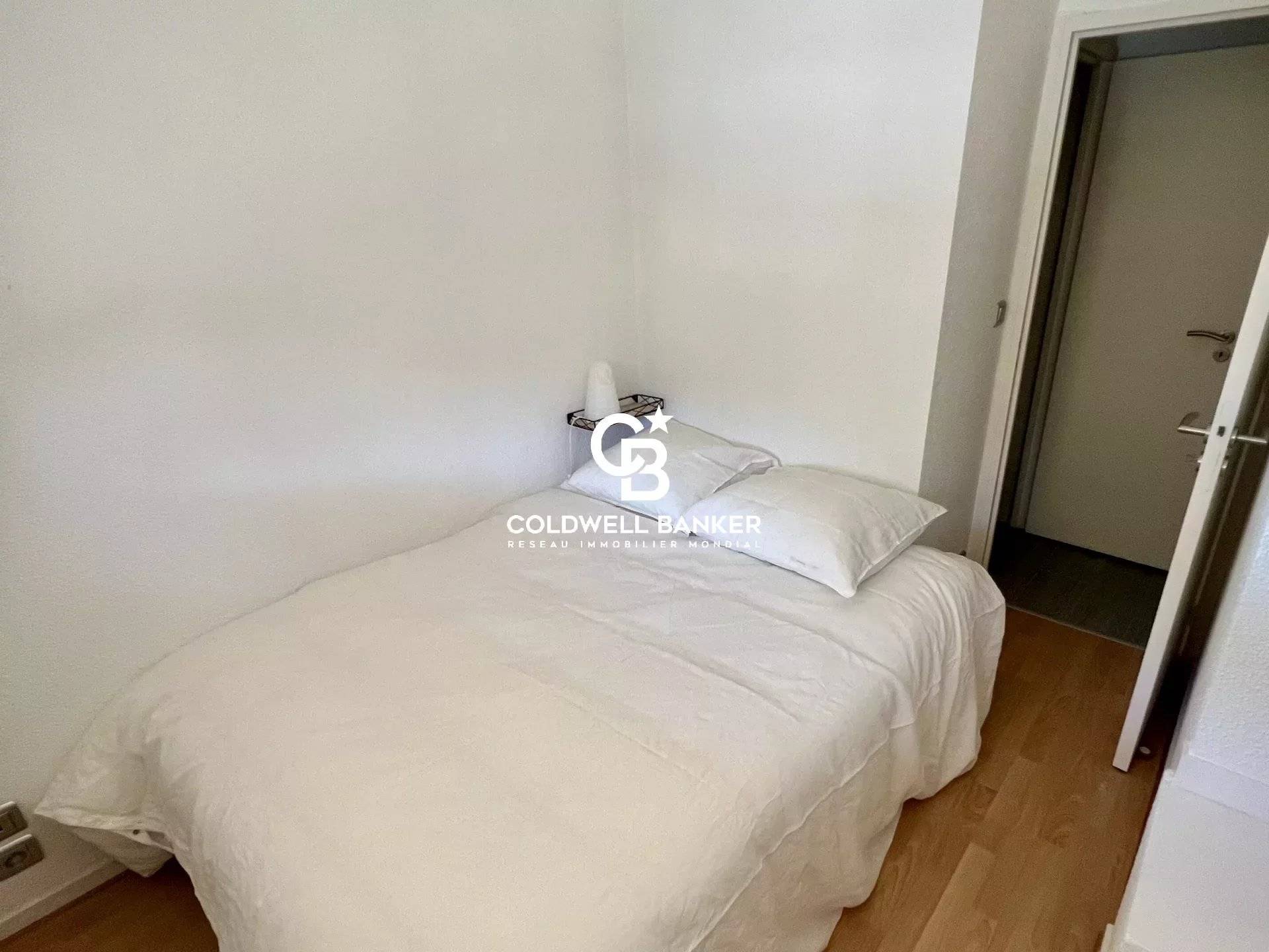 Appartement à vendre au Cap Ferret – centre-ville avec piscine, terrasse et accès plage